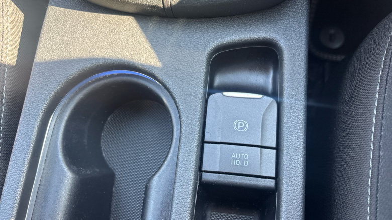 Hyundai KONA 1.6 GDi Hybrid Premium 5dr DCT Hybrid Hatchback